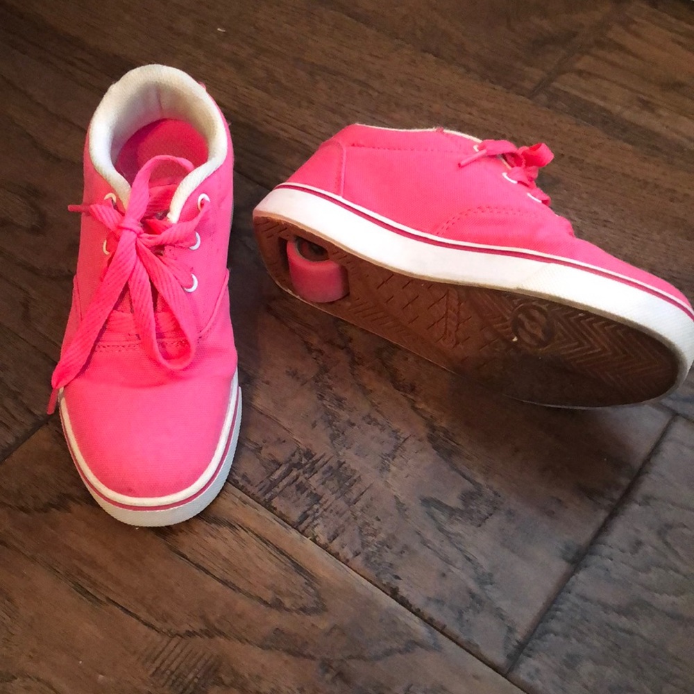 Pink Heelys, size 3